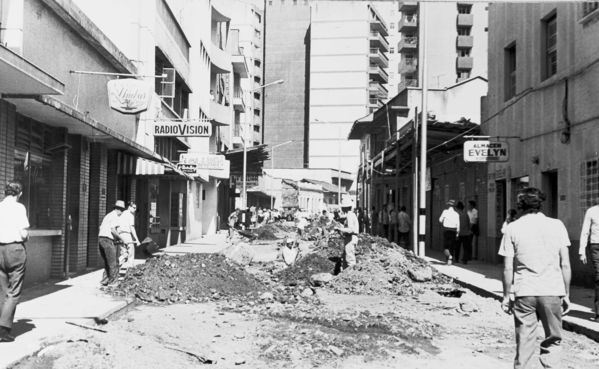 Plan_piloto_construccion_de_alcantarillado_-_Calle_Maracaibo_entre_Sucre_y_la_Avenida_Oriental.jpg